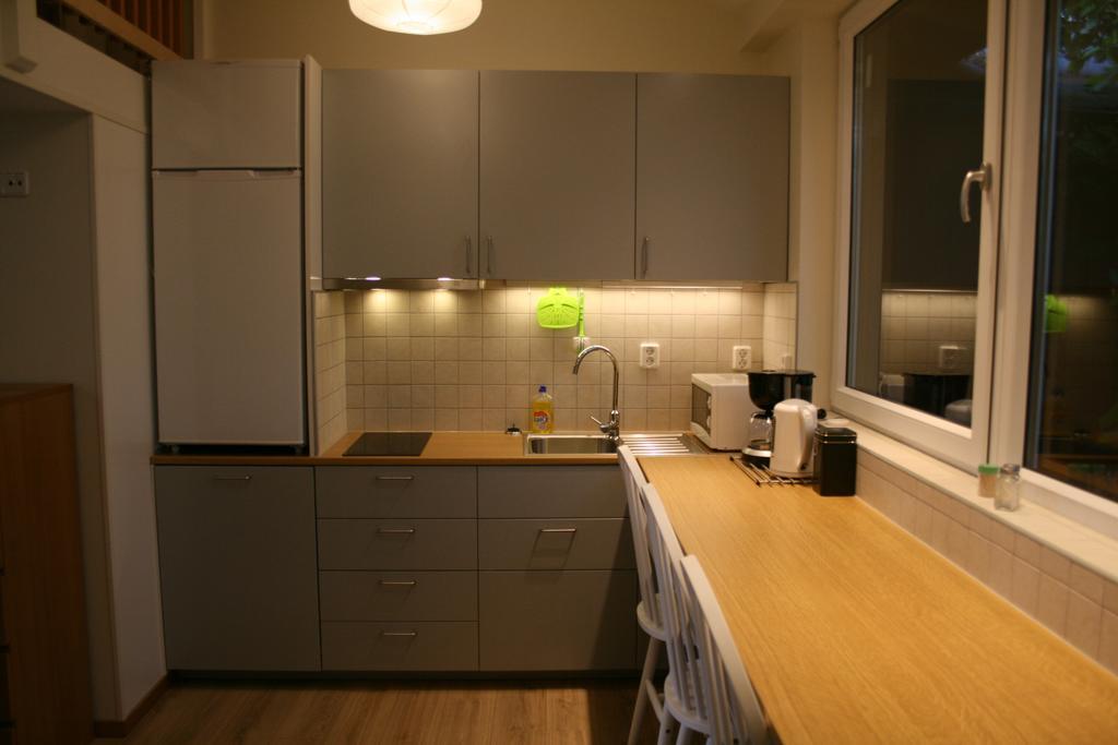 Lilla Huset Pa Slaetten B&B Lund Ruang foto
